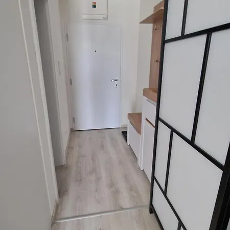 Skyflat Bratislava-new Near Airport Free Parking Appartement Bratislava