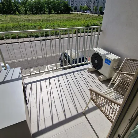 Skyflat Bratislava-new Near Airport Free Parking Daire