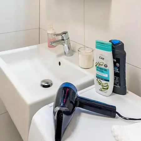 Skyflat Bratislava-new Near Airport Free Parking Daire Bratislava