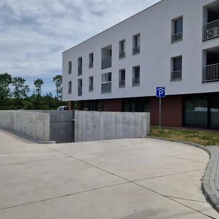 아파트 Skyflat Bratislava-new Near Airport Free Parking 브라티슬라바