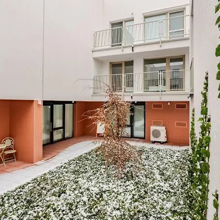 Skyflat Bratislava-new Near Airport Free Parking Apartament Bratysława