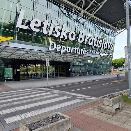 Daire Skyflat Bratislava-new Near Airport Free Parking