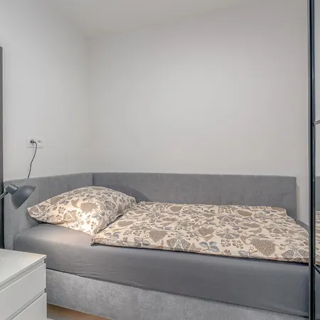 Skyflat Bratislava-new Near Airport