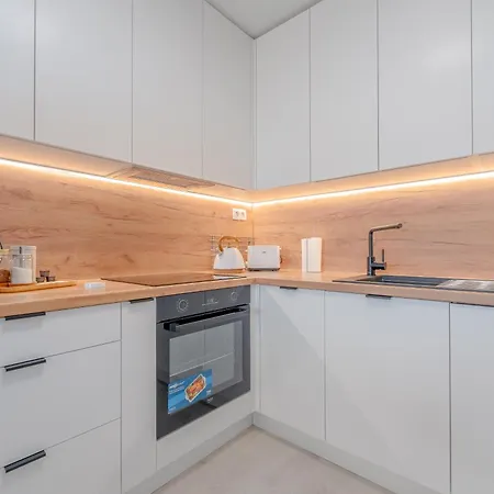 Apartmán Skyflat Bratislava-new Near Airport *