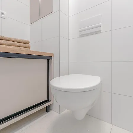 Skyflat Bratislava-new Near Airport Apartmán *