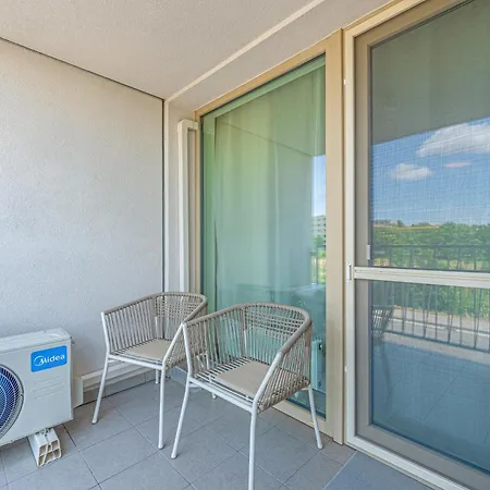 Apartmán Skyflat Bratislava-new Near Airport Bratislava