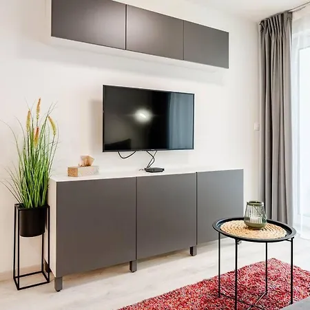 Appartement Skyflat Bratislava-new Near Airport Free Parking *